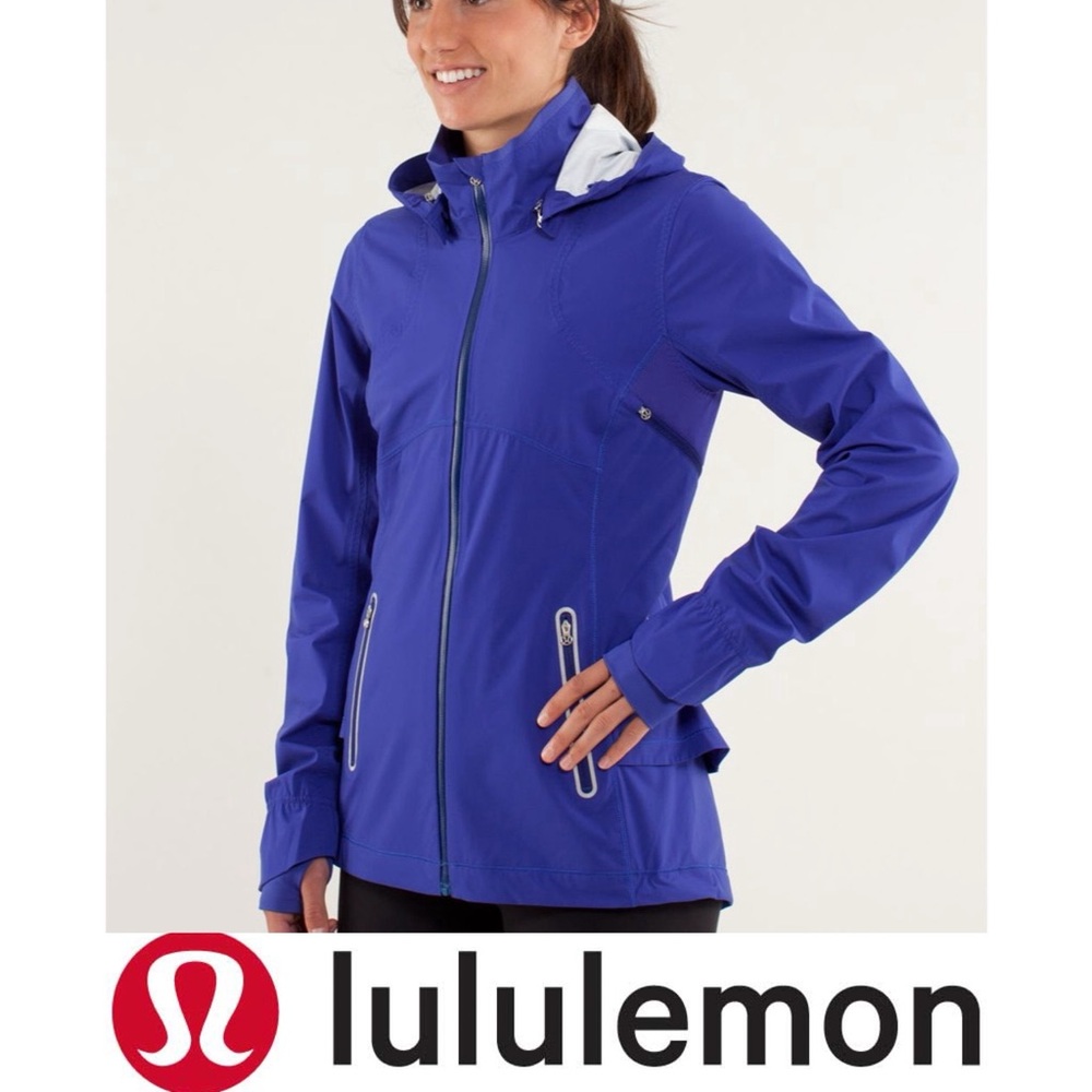 lululemon athletica Women's Run Puddle Jumper Jacket Vibrant Blue